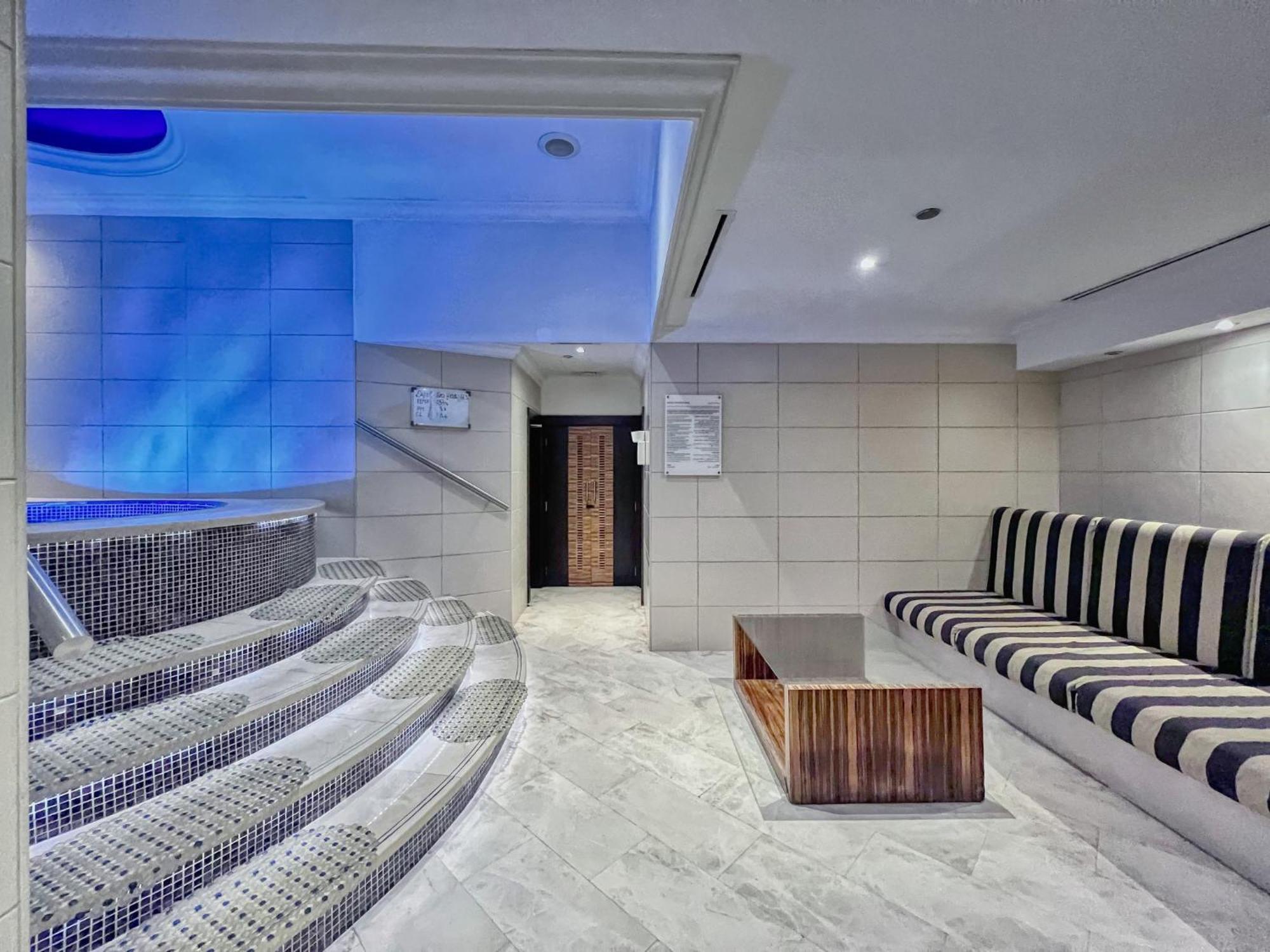 The Smart Concierge - Marinascape Oceanic Appartement